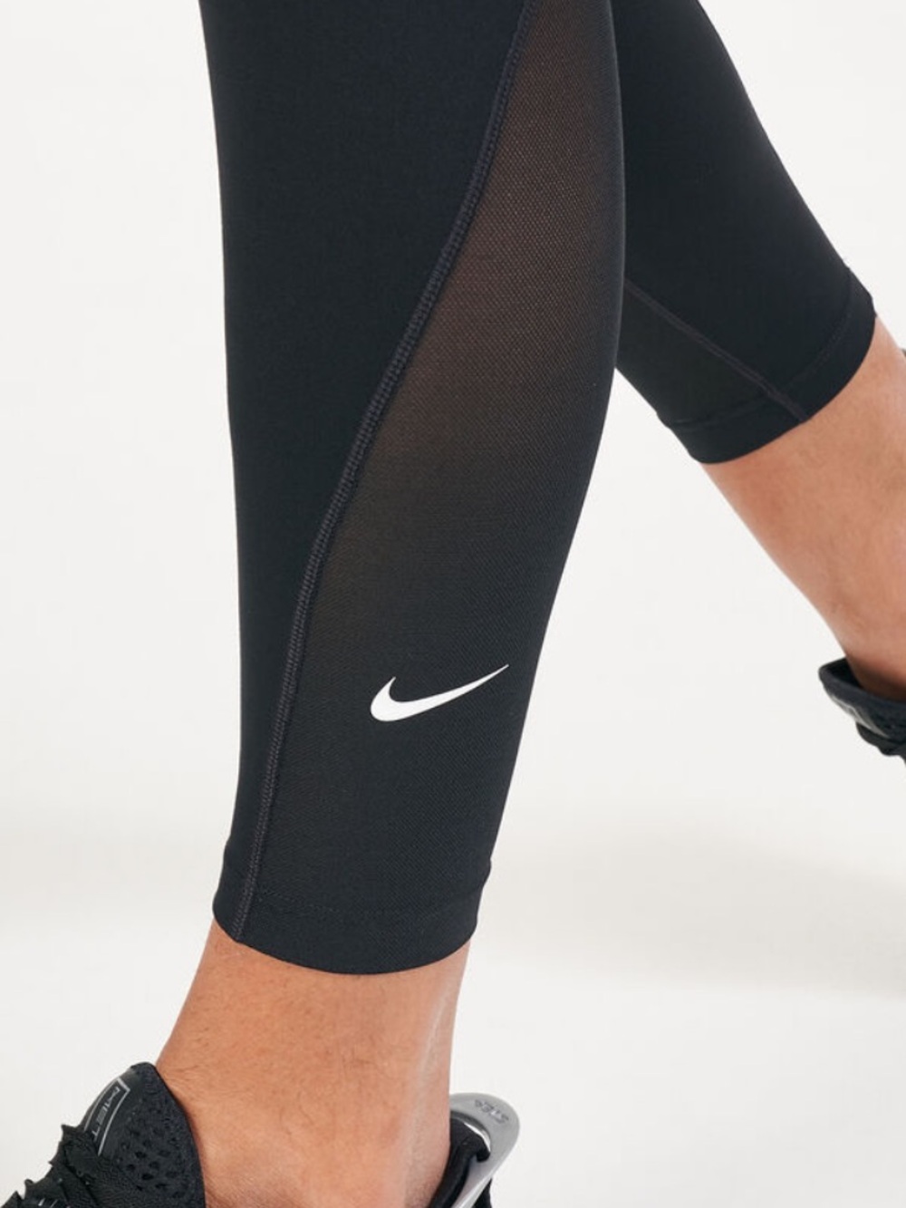 Nike One 7/8 Mesh-Panelled Leggings✨ - Picture 4 of 11